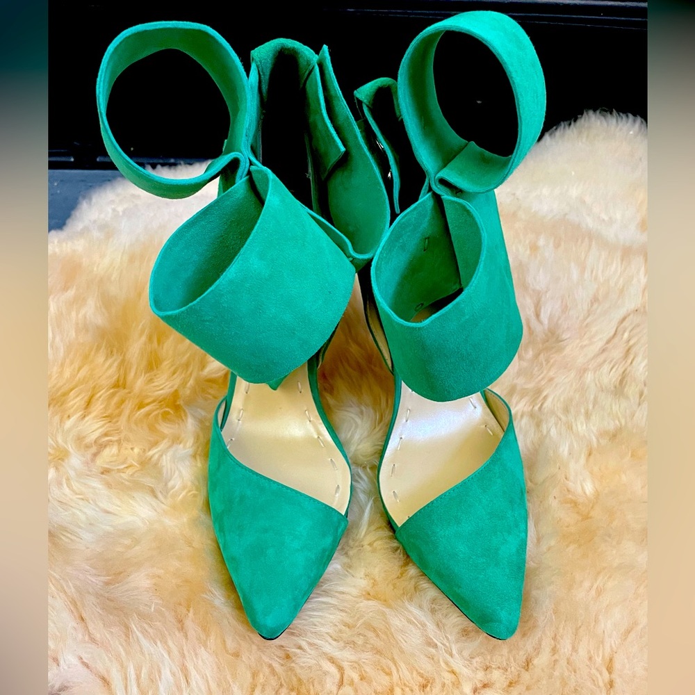 Aminah Abdul Jillil Green Bow Pump Size 10 - Picture 5 of 7